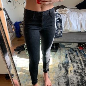 Just black jeans !